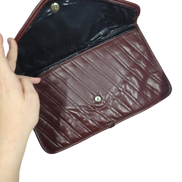 VINTAGE QUILTED LEATHER CLUTCH - Envelope Style - Picture 4 of 7